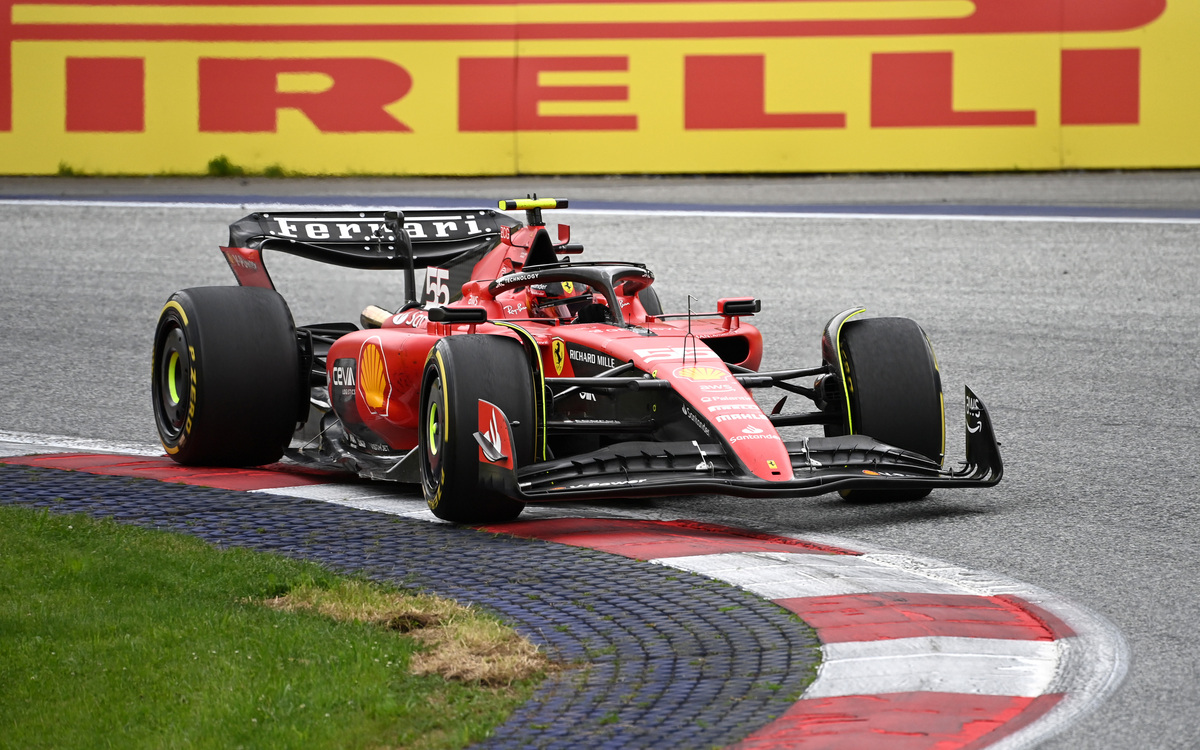 Zarezalo Ferrari Sainza? Bol som potrestaný za tímovú prácu, hovorí frustrovane | Magazín F1 - F1online.sk