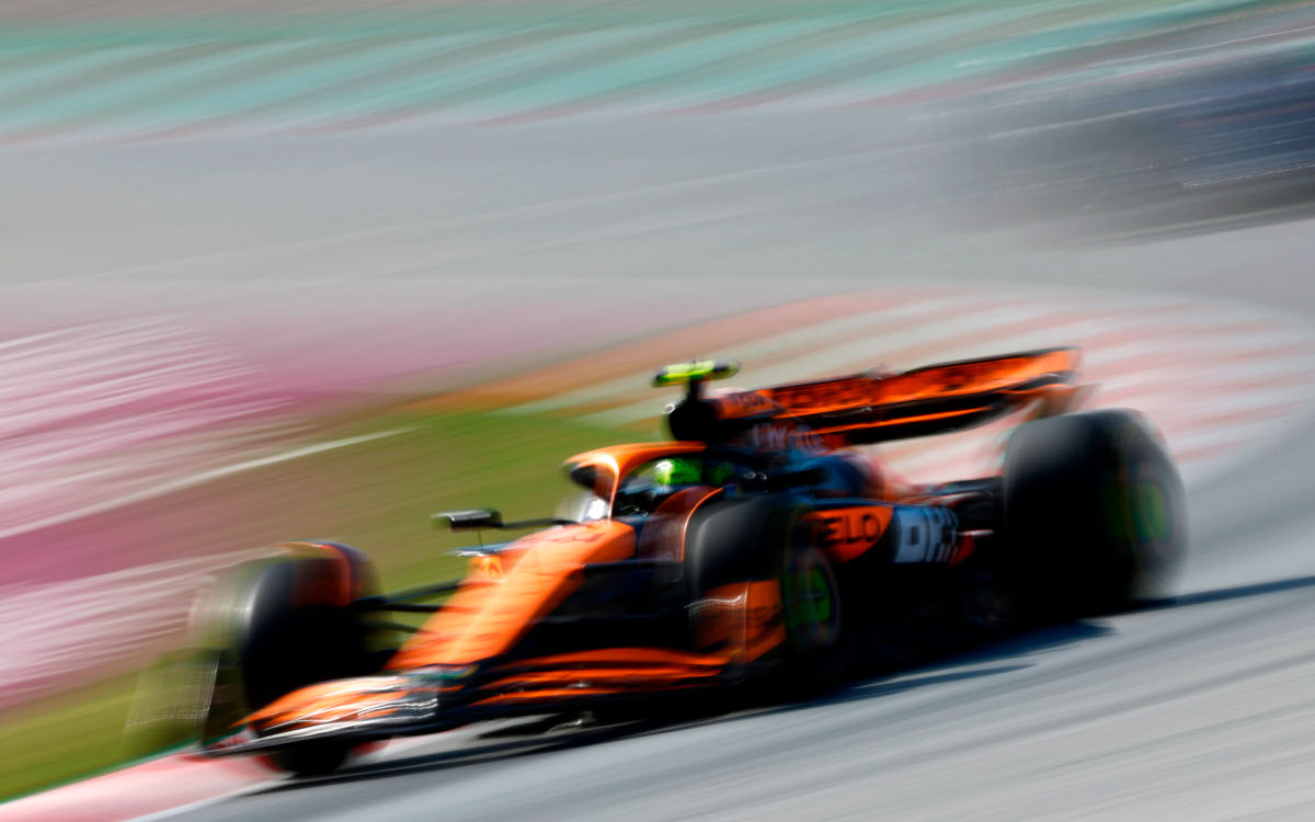 McLaren útočí aj bez vylepšení. Norris s Piastrim očakávajú veľmi tesnú kvalifikáciu | Magazín F1