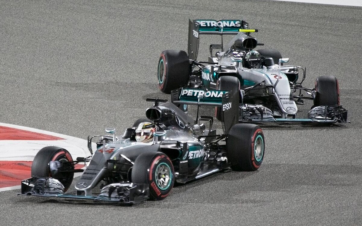 2026年にエンジンが決定する、とニューイは雑誌F1を述べた