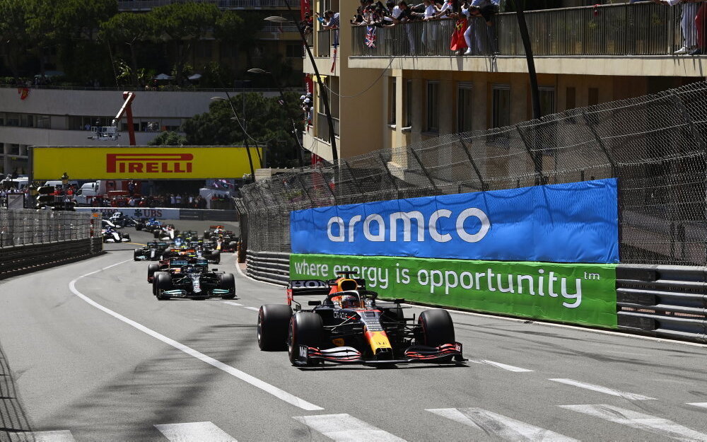 Max Verstappen po štarte VC Monaka