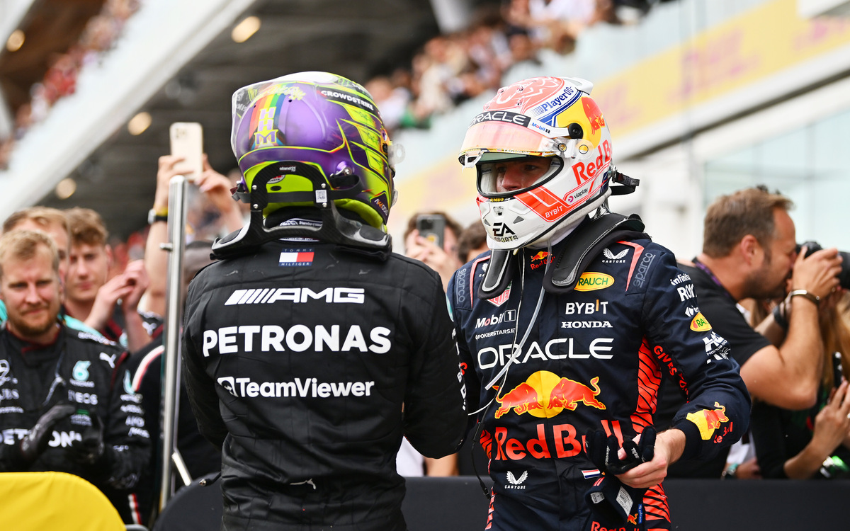 Max Verstappen a Lewis Hamilton