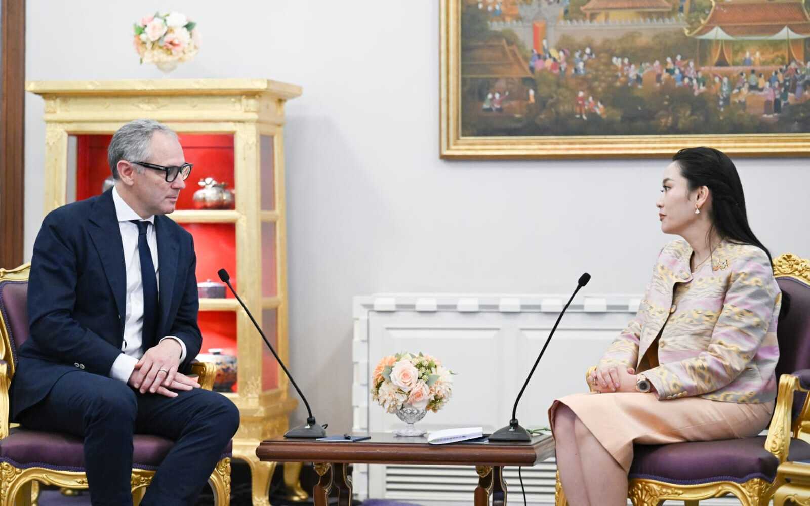 Stefano Domenicali a Petongtán Šinavatrová
