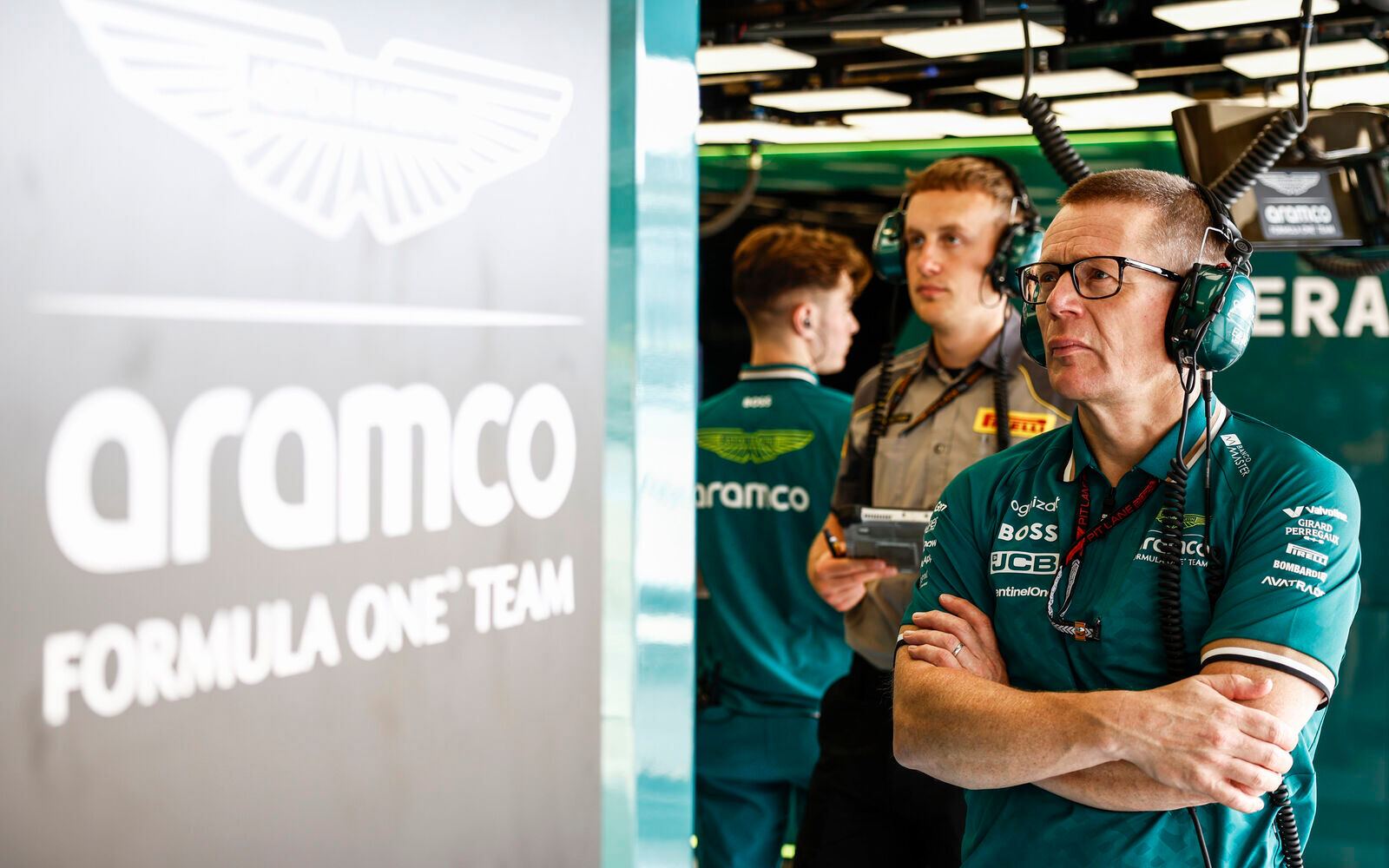 Aston Martin Slalom: Horner Arrival & F1 Update