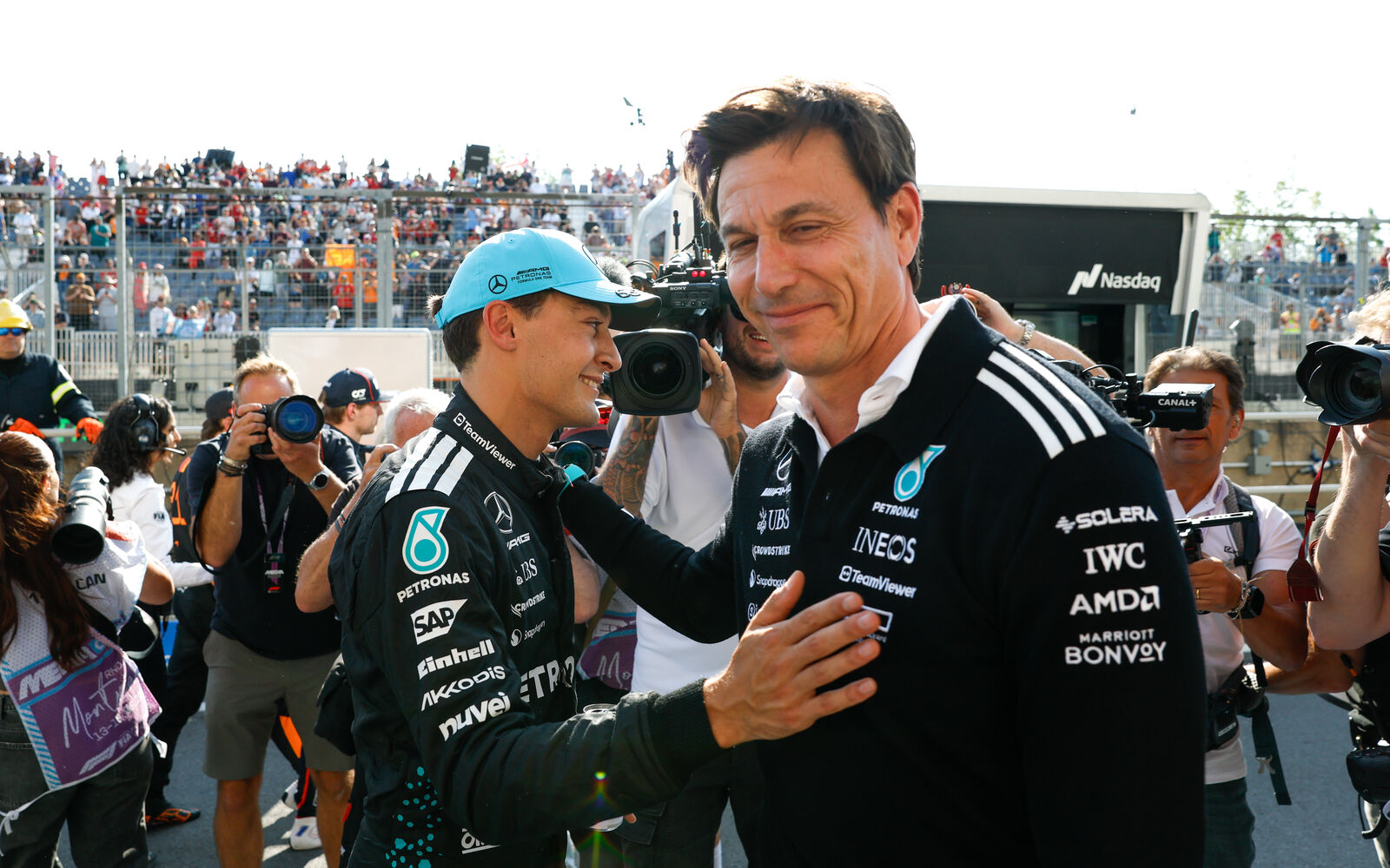 George Russell a Toto Wolff